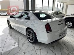 كرايسلر 300